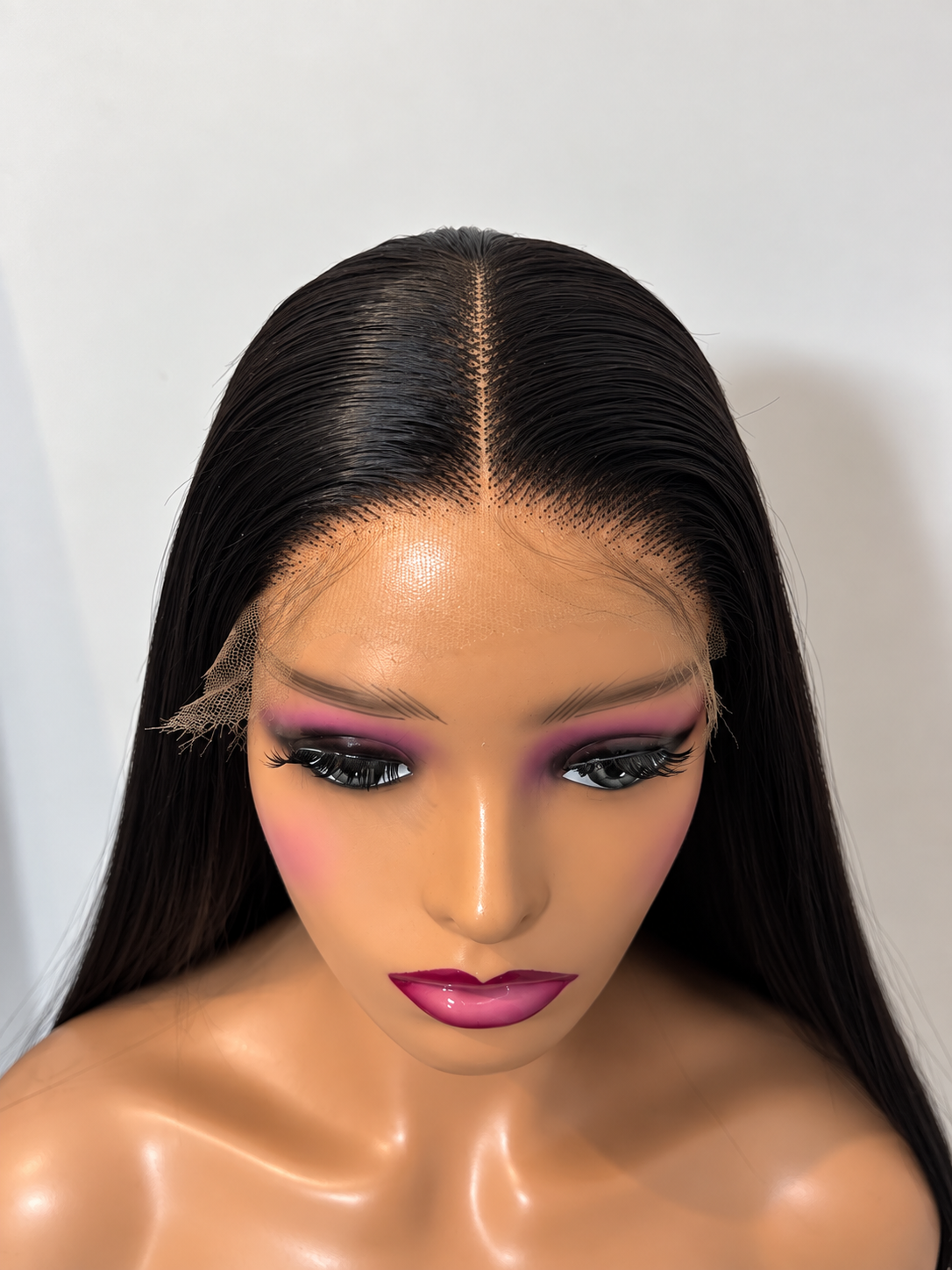 Virgin Hair — Straight 

5×5 HD Lace Closure • 180% Densité